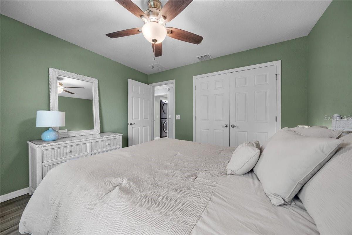 Listing photo id 40 for 767 66th Place