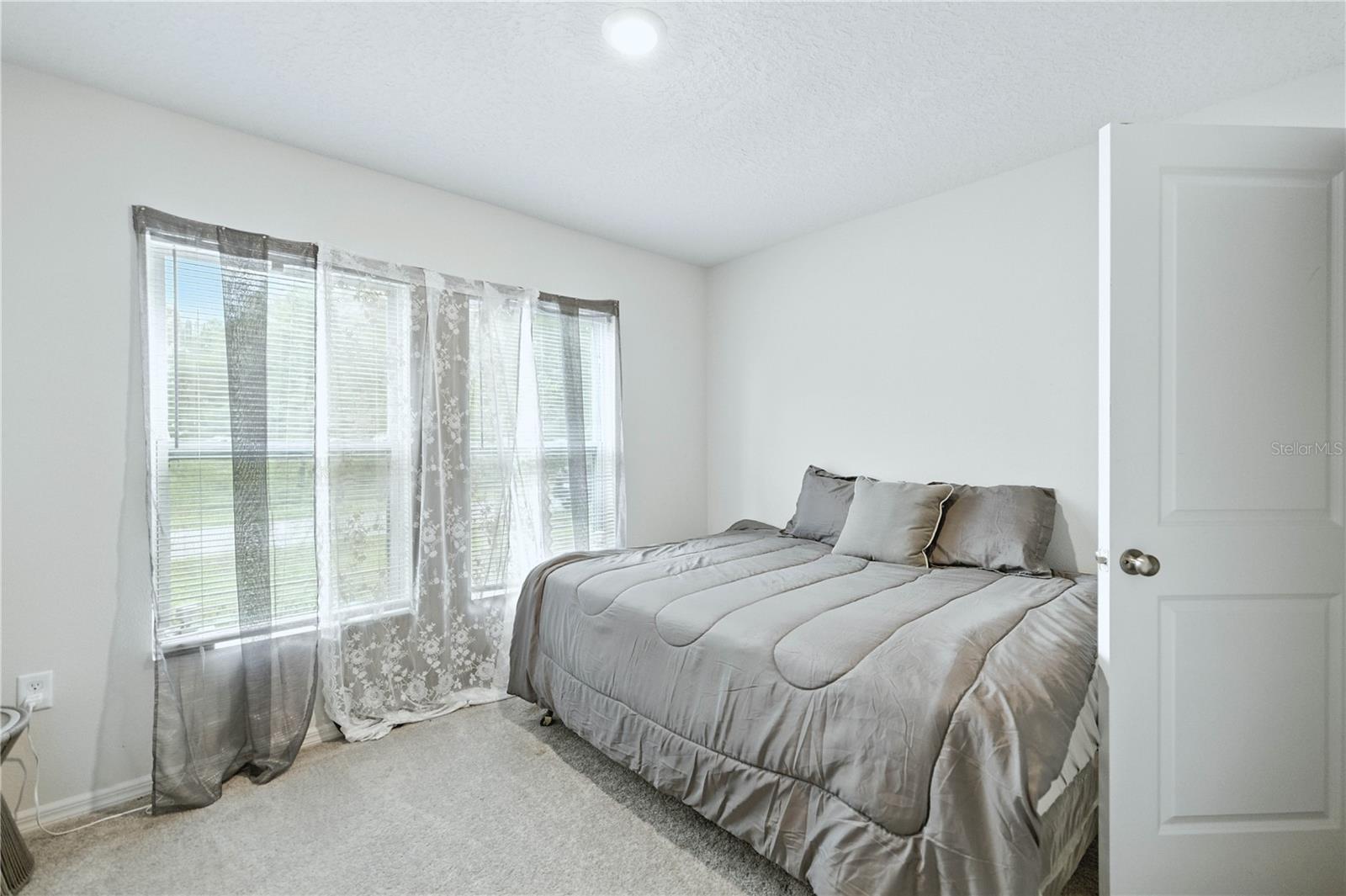 Image 16 of 23 For 10802 Haitian Drive