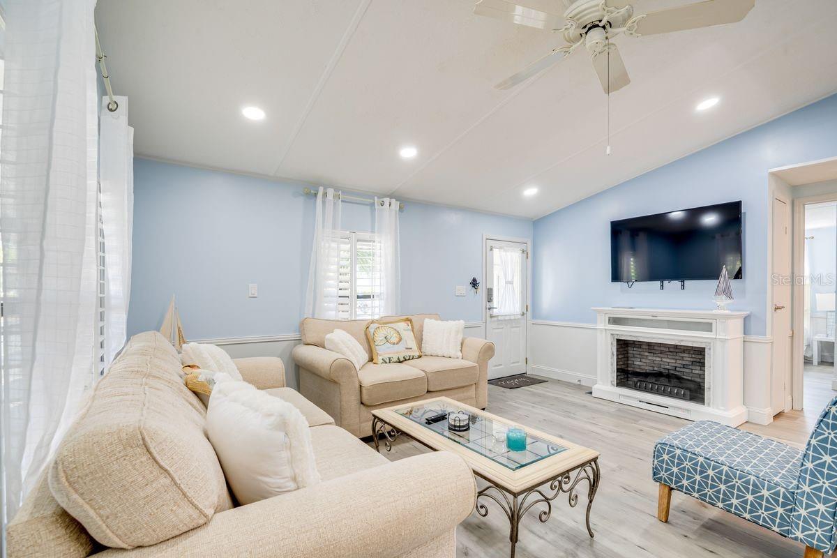 Image 12 of 28 For 1224 Dustin Drive