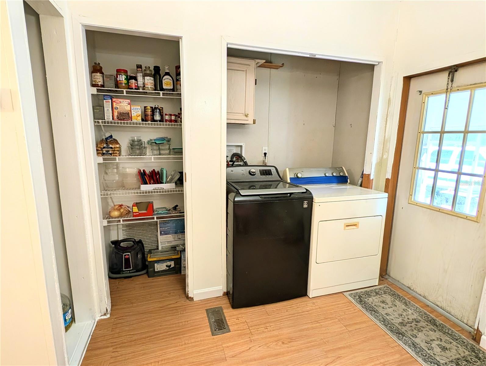 Image 6 of 23 For 23880 121st Lane