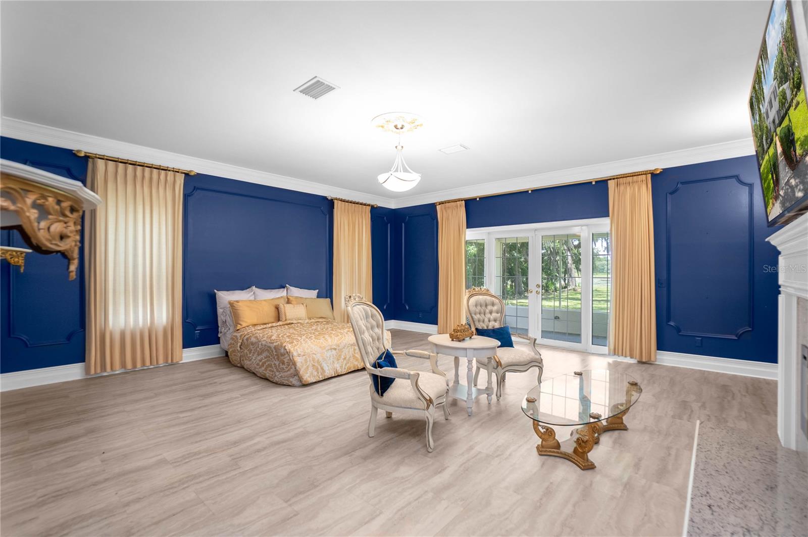 Image 26 of 96 For 9093 Pinehurst Court 3
