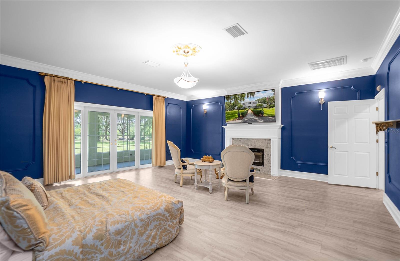 Image 28 of 96 For 9093 Pinehurst Court 3