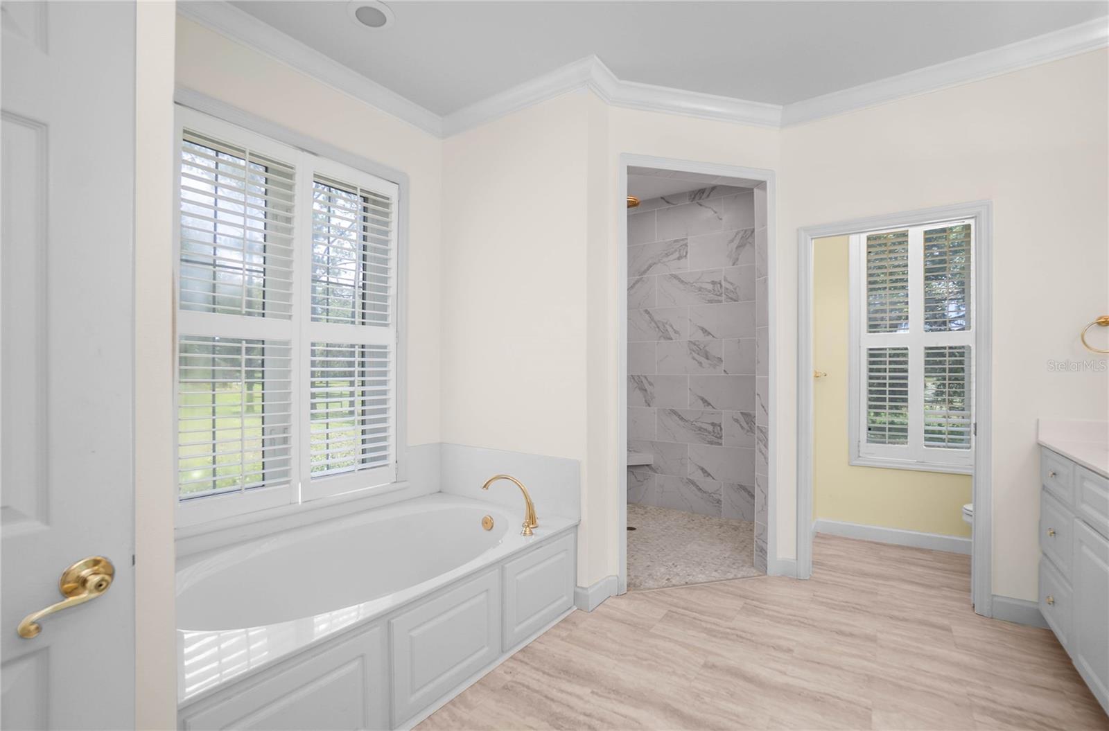 Image 33 of 96 For 9093 Pinehurst Court 3