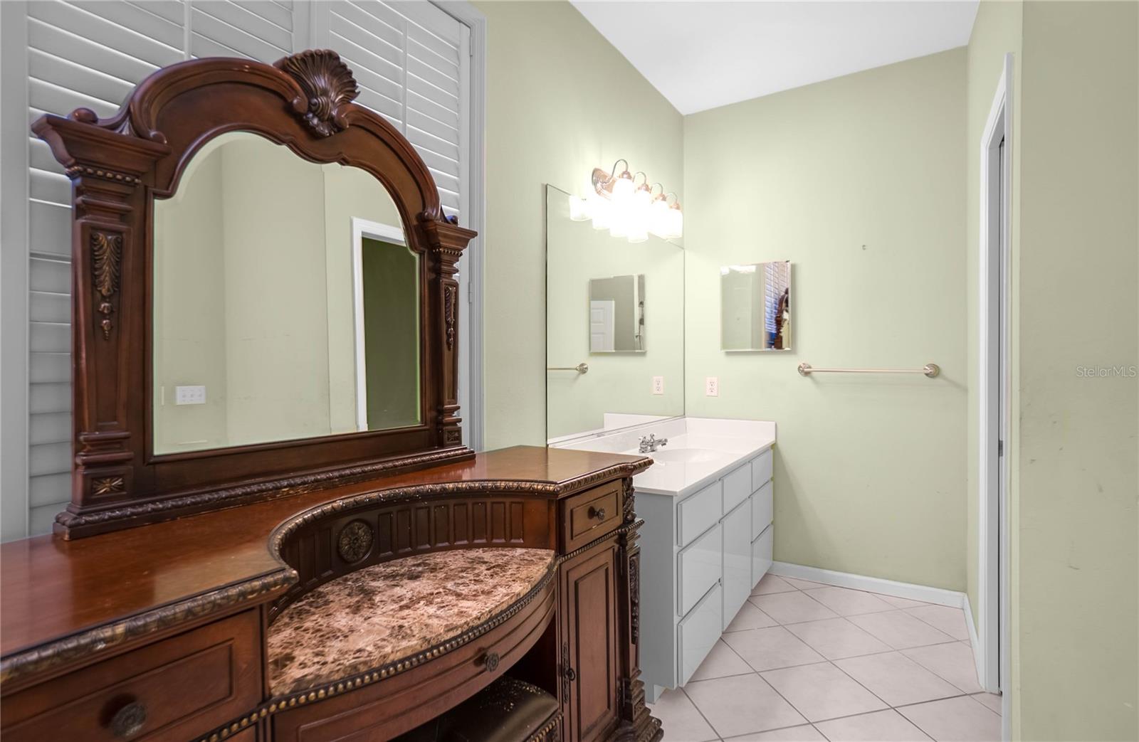 Image 52 of 96 For 9093 Pinehurst Court 3