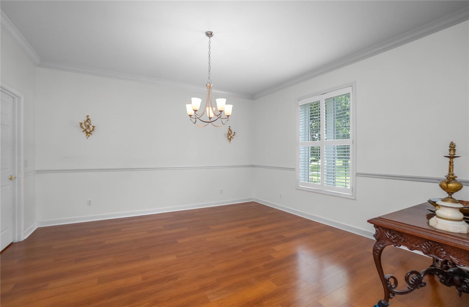 Image 7 of 96 For 9093 Pinehurst Court 3
