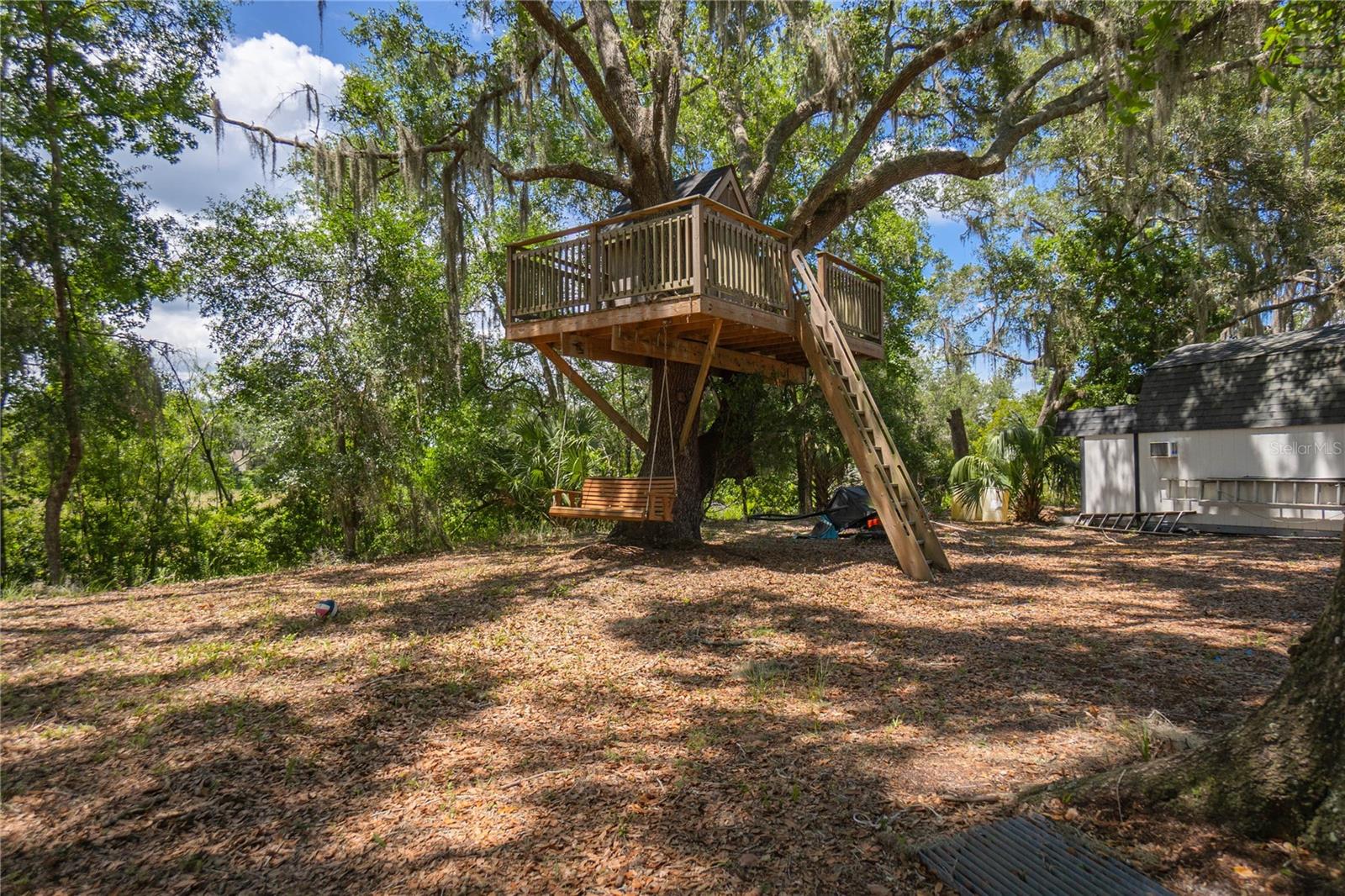Image 70 of 96 For 9093 Pinehurst Court 3