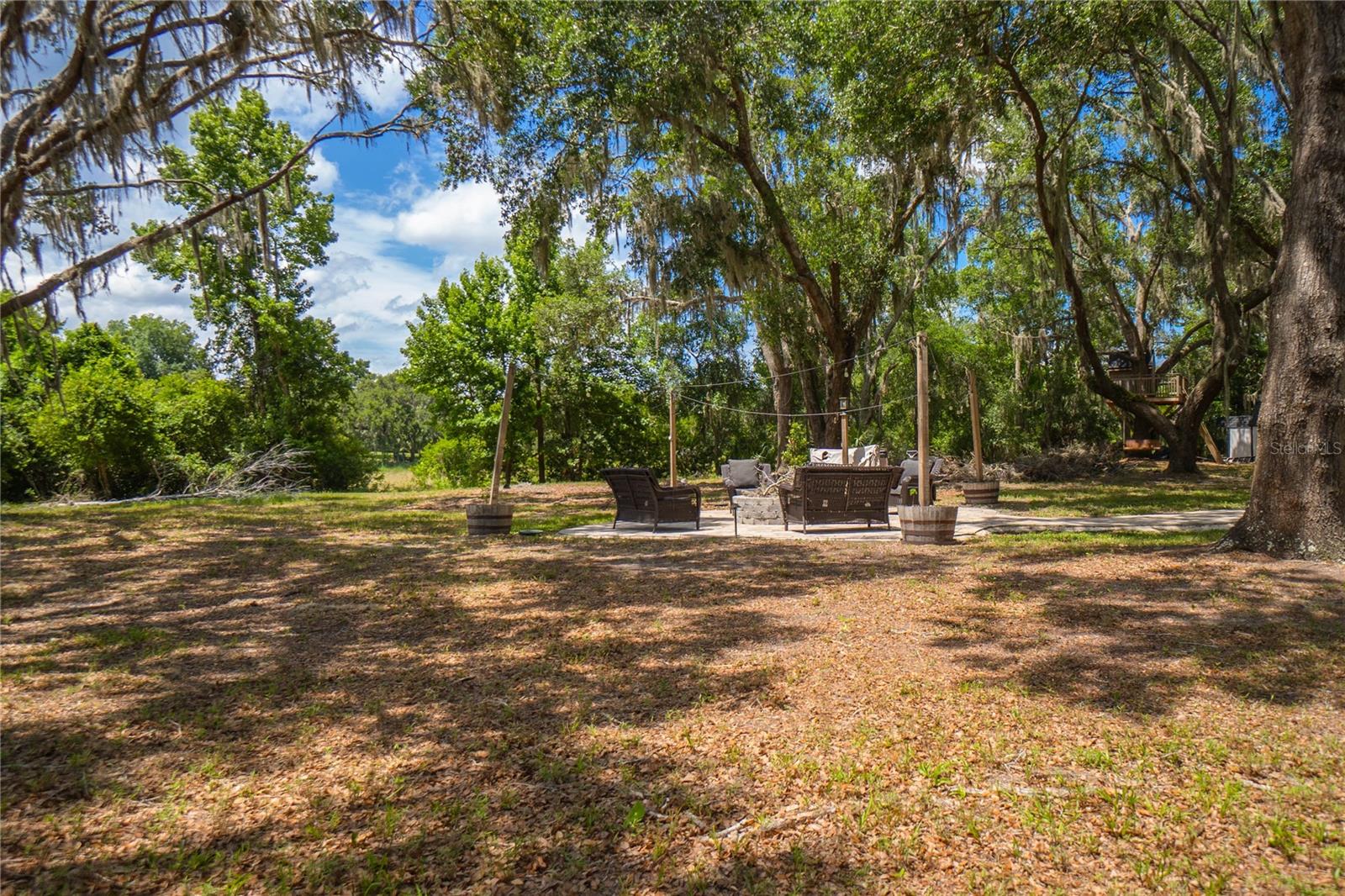 Image 75 of 96 For 9093 Pinehurst Court 3