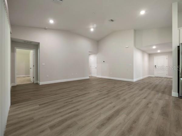 Image 10 of 49 For 6229 95 Place