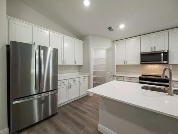 Image 15 of 49 For 6229 95 Place