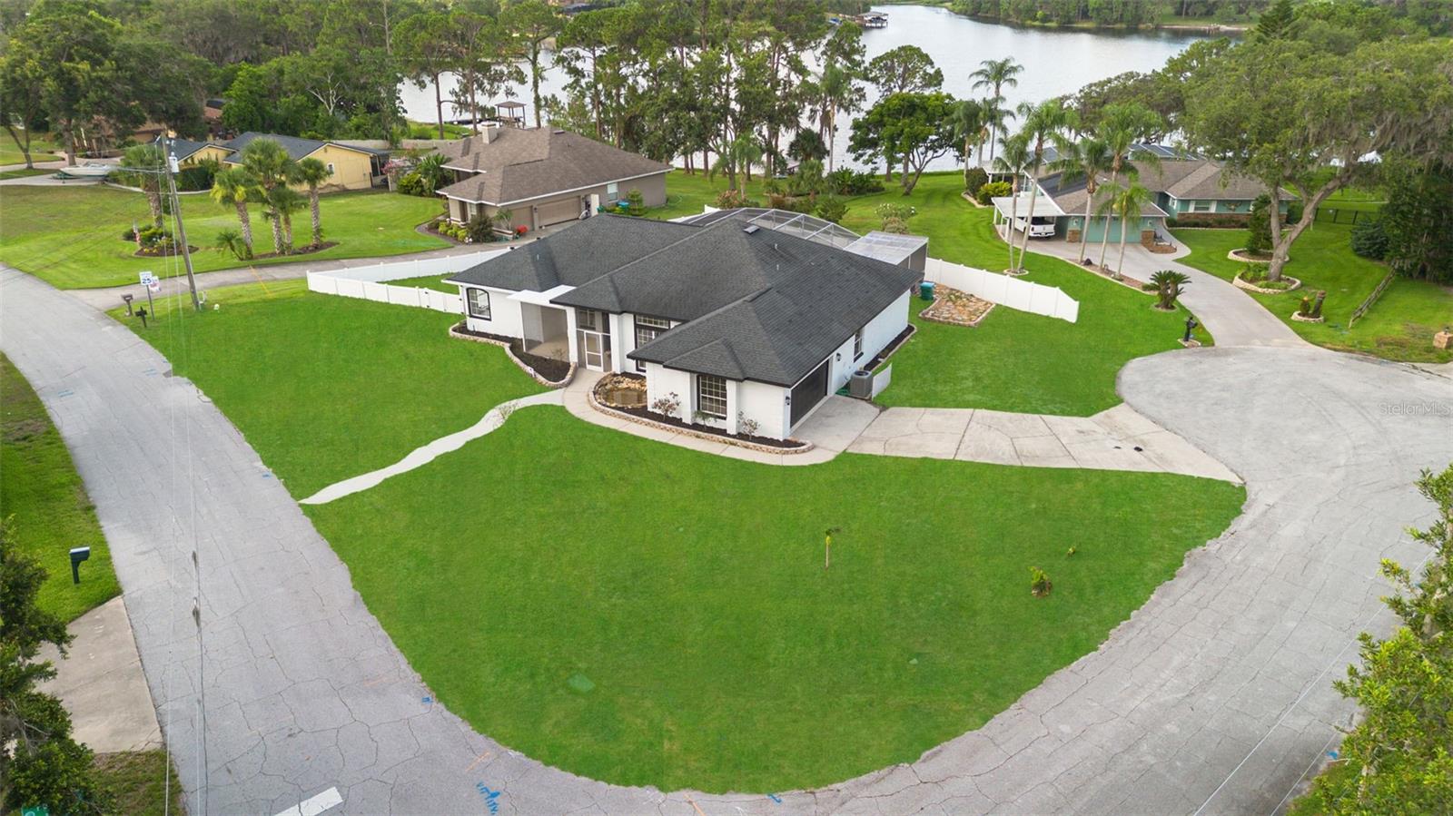 Image 36 of 43 For 1148 Rosetta Drive