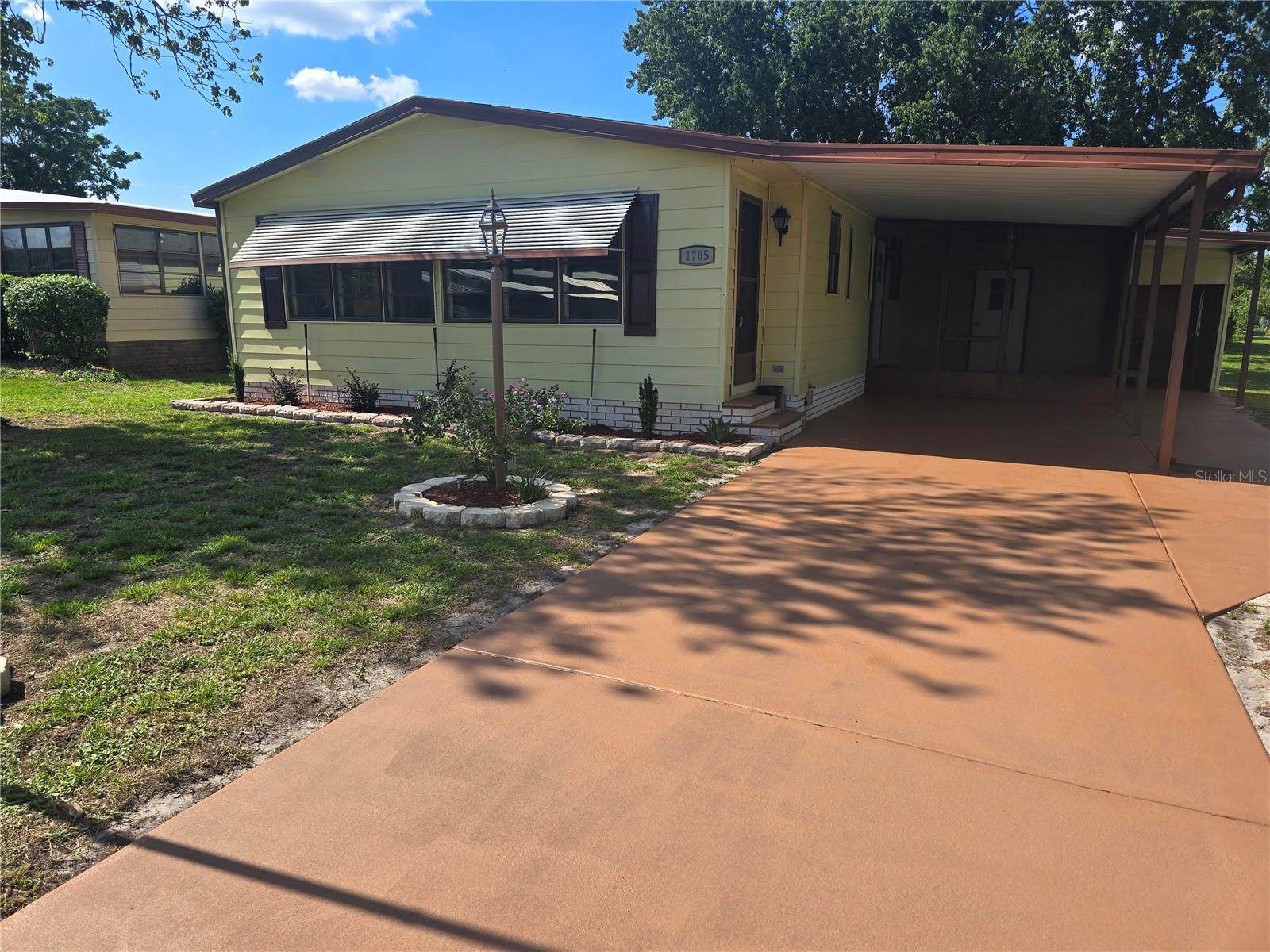 Details for 1705 Kiley Court, LADY LAKE, FL 32159