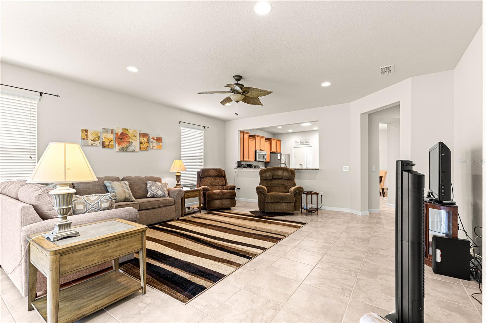 Image 11 of 58 For 9090 73rd Lane