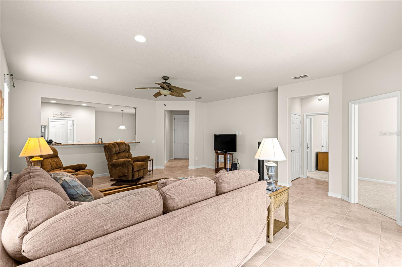Image 14 of 58 For 9090 73rd Lane