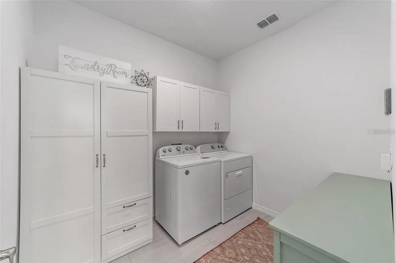 Image 17 of 30 For 7479 64th Street Road