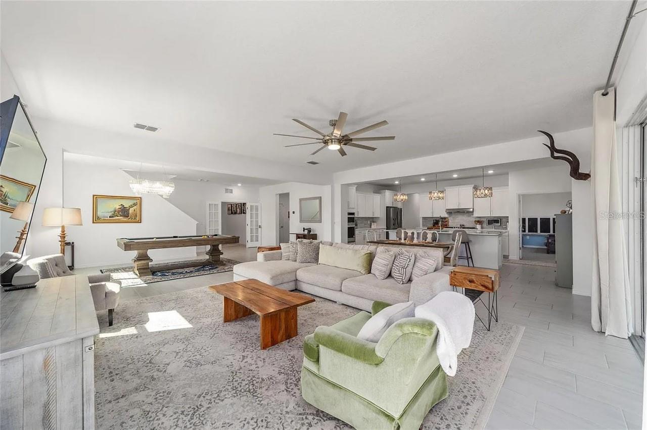 Image 4 of 30 For 7479 64th Street Road