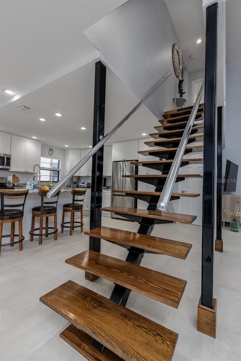 Listing photo id 15 for 11456 Clubview Drive