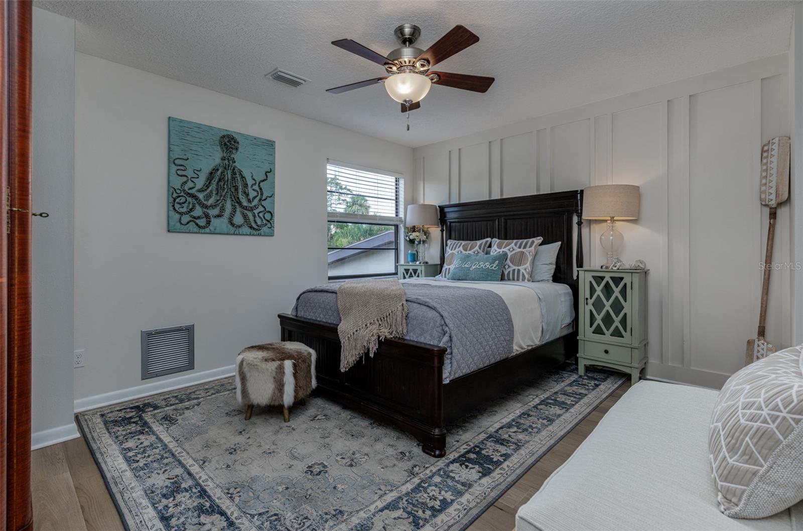 Listing photo id 22 for 11456 Clubview Drive