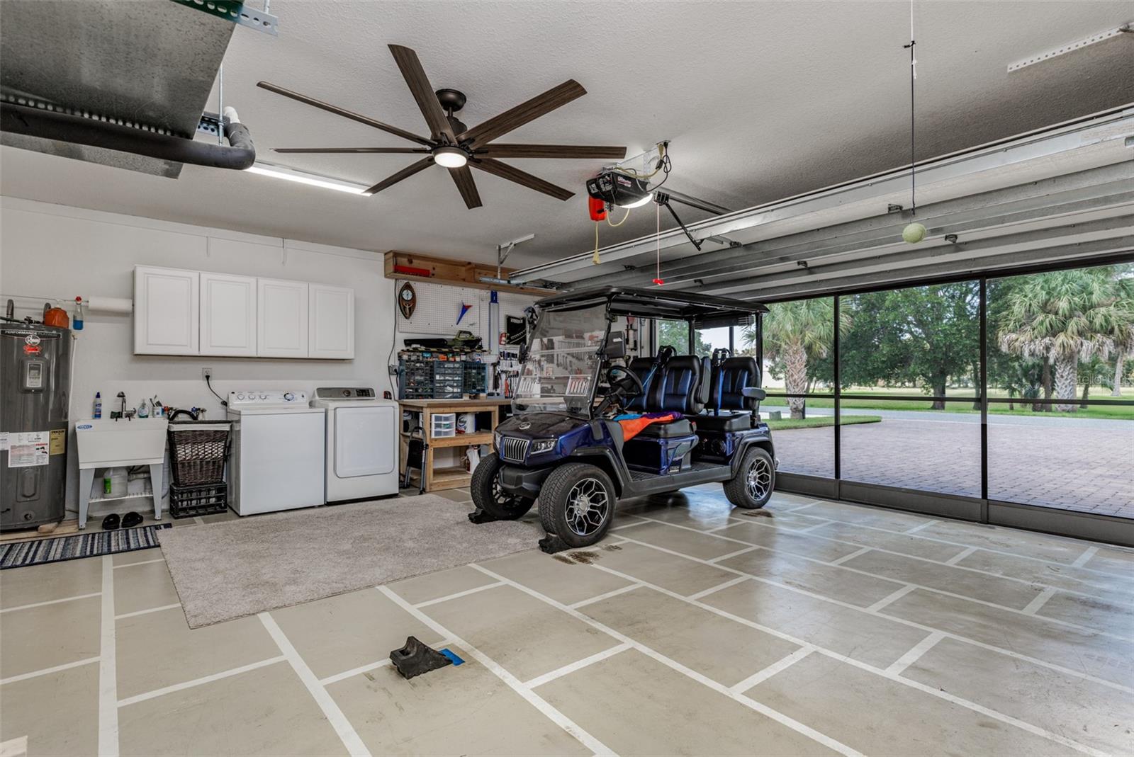 Listing photo id 28 for 11456 Clubview Drive