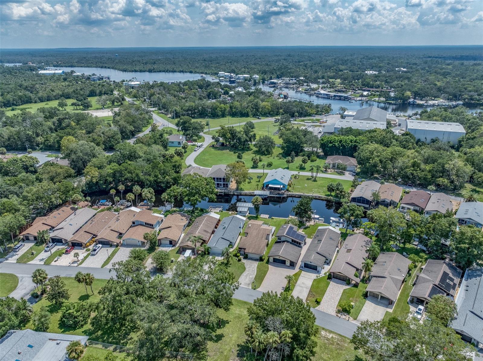 Listing photo id 54 for 11456 Clubview Drive