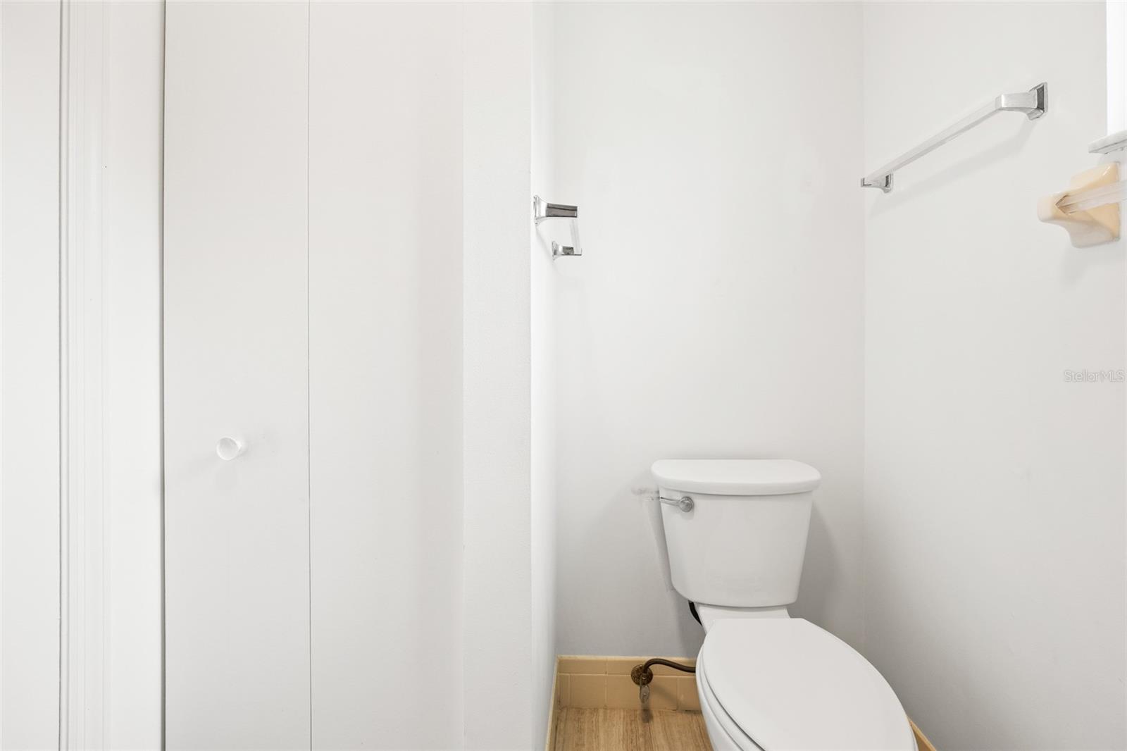 Image 12 of 43 For 6473 108th Street