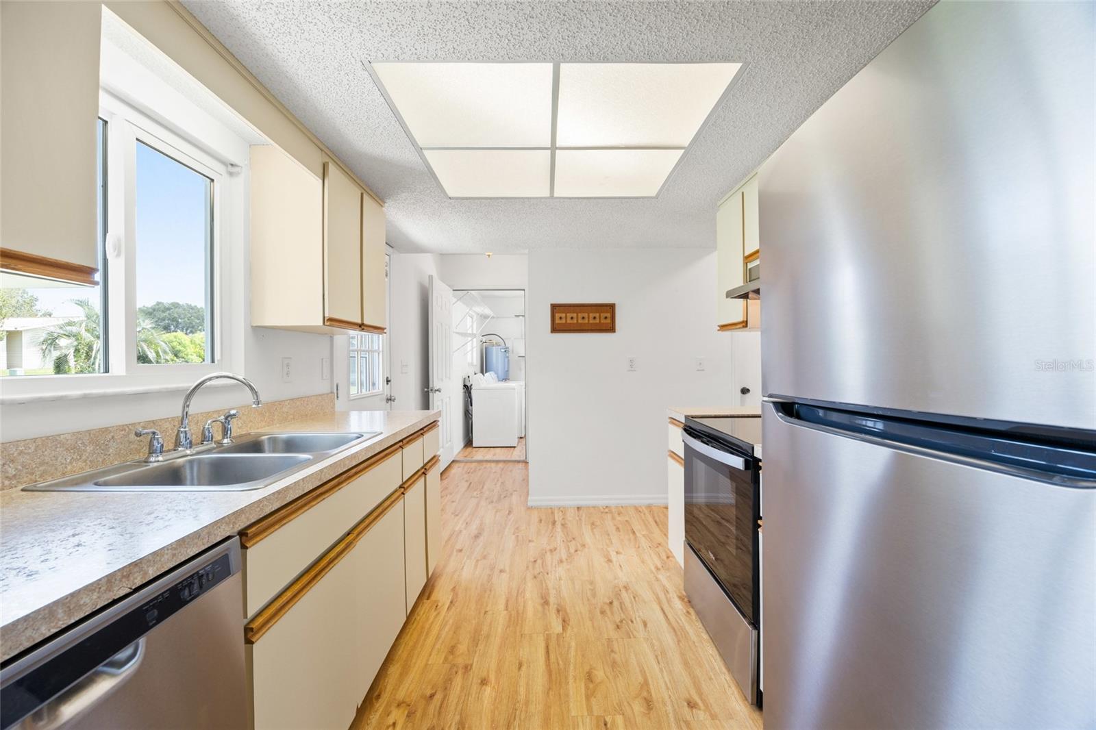 Image 16 of 43 For 6473 108th Street