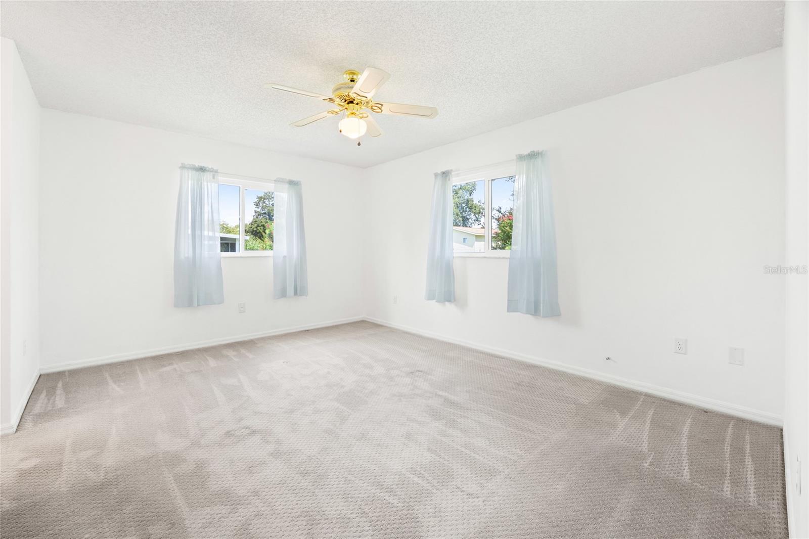 Image 8 of 43 For 6473 108th Street
