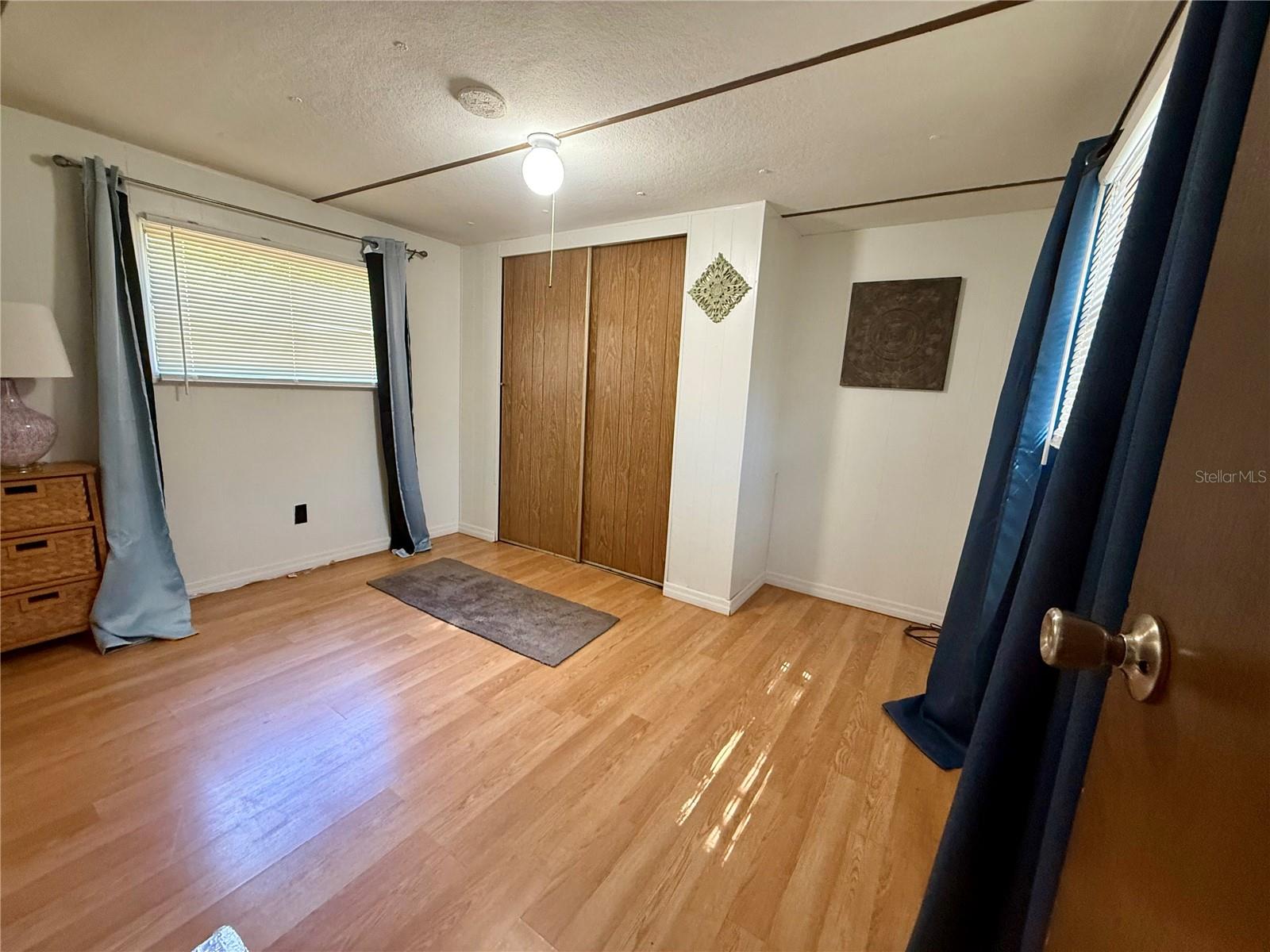 Image 10 of 12 For 5229 Knobhill Terrace