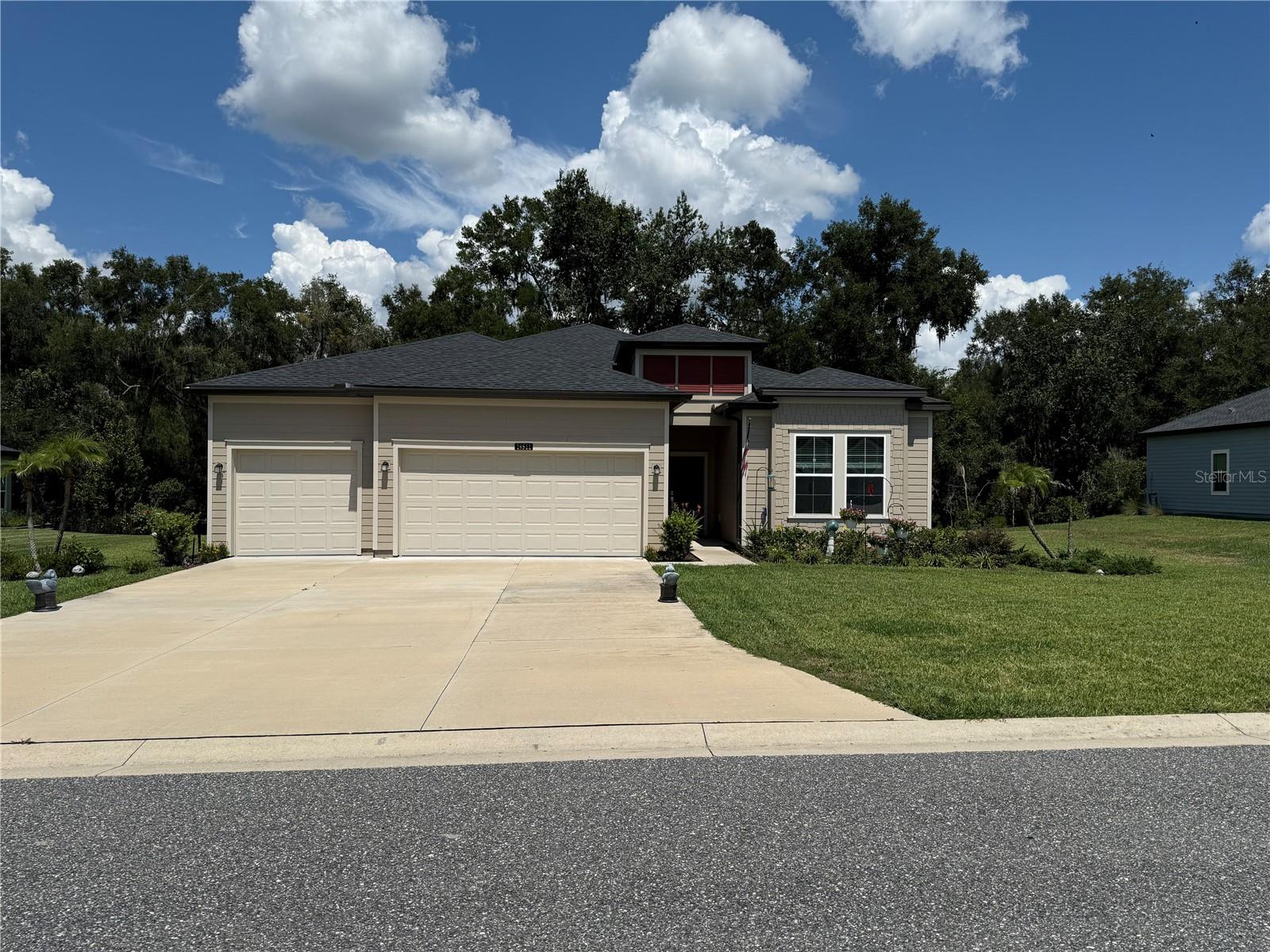 Listing Details for 19511 77th Loop, DUNNELLON, FL 34432