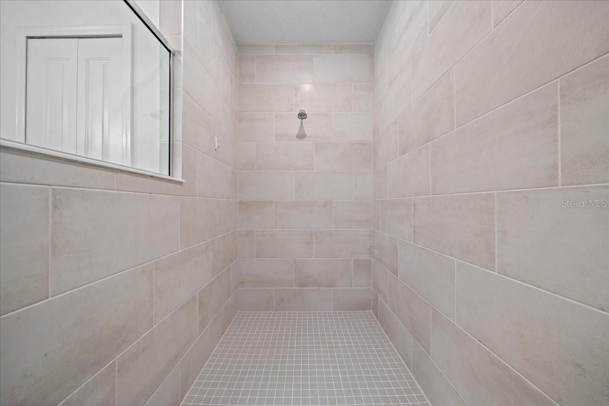 Image 41 of 45 For 19511 77th Loop