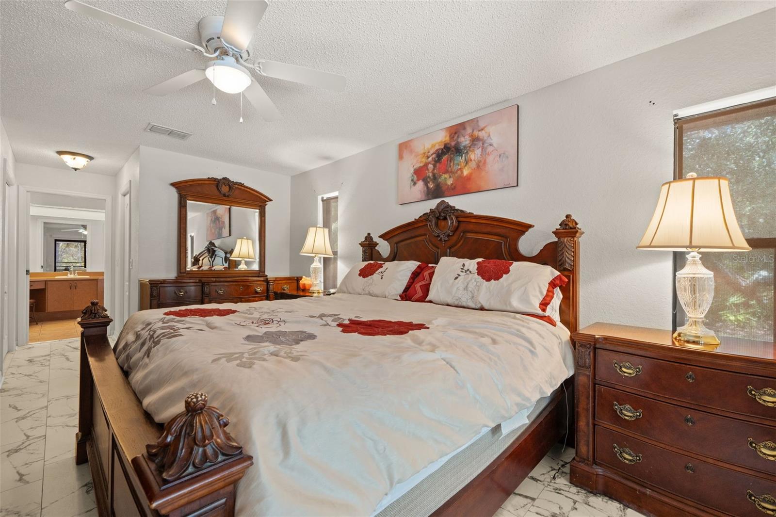 Listing photo id 19 for 60 Cypress Boulevard E