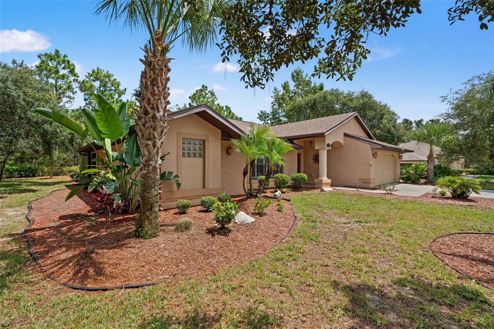 Listing photo id 38 for 60 Cypress Boulevard E