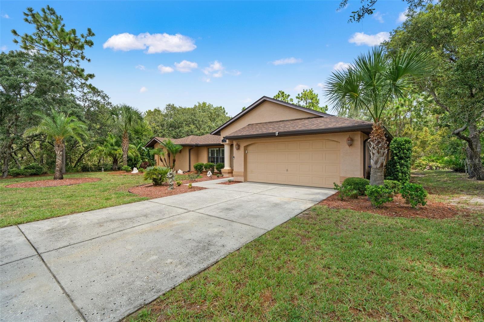 Listing photo id 39 for 60 Cypress Boulevard E