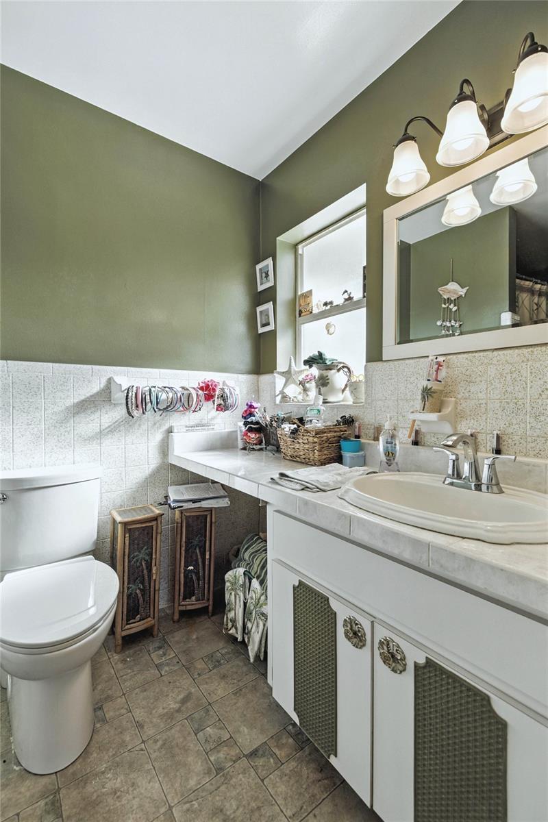 Image 17 of 30 For 9201 Caressa Way