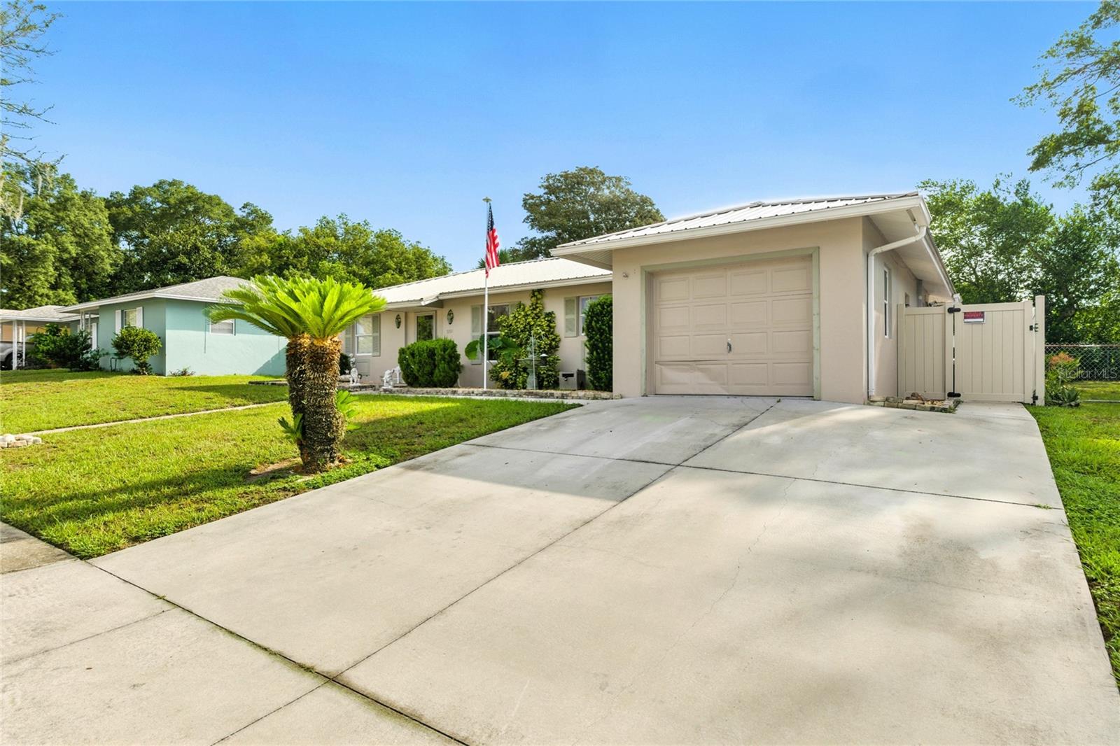 Image 5 of 30 For 9201 Caressa Way