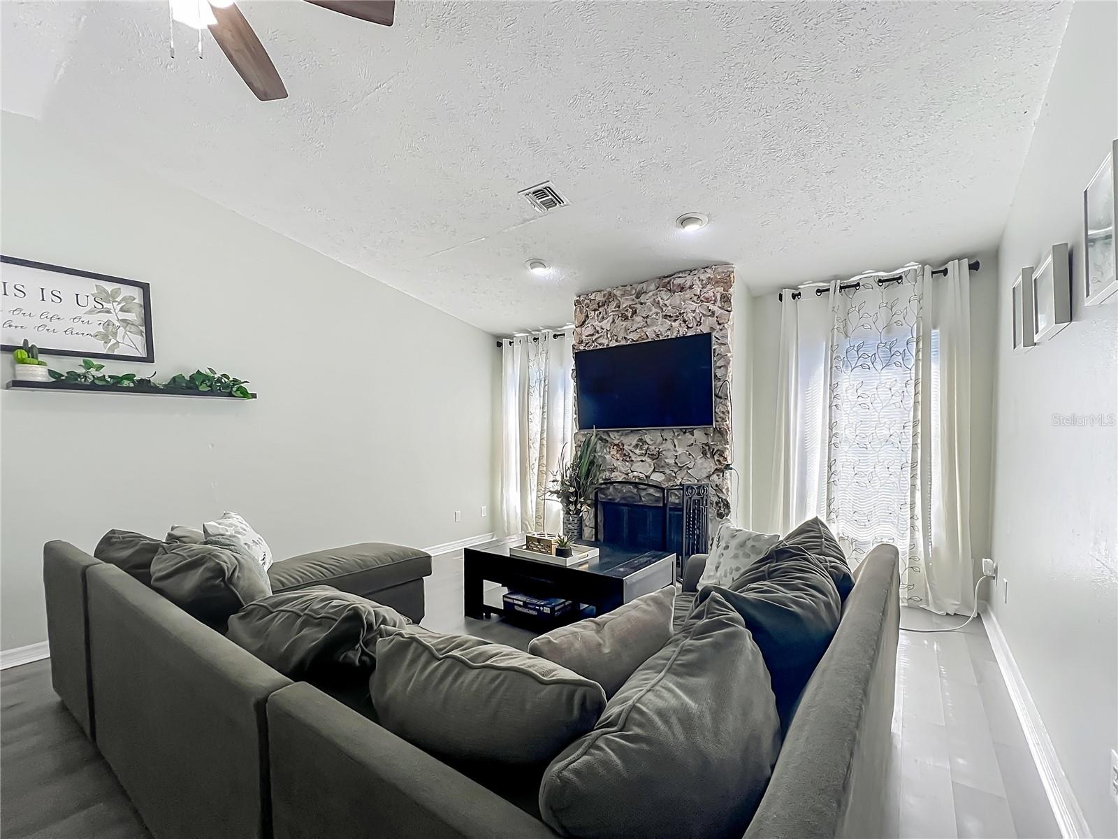 Image 26 of 64 For 5010 5th Place