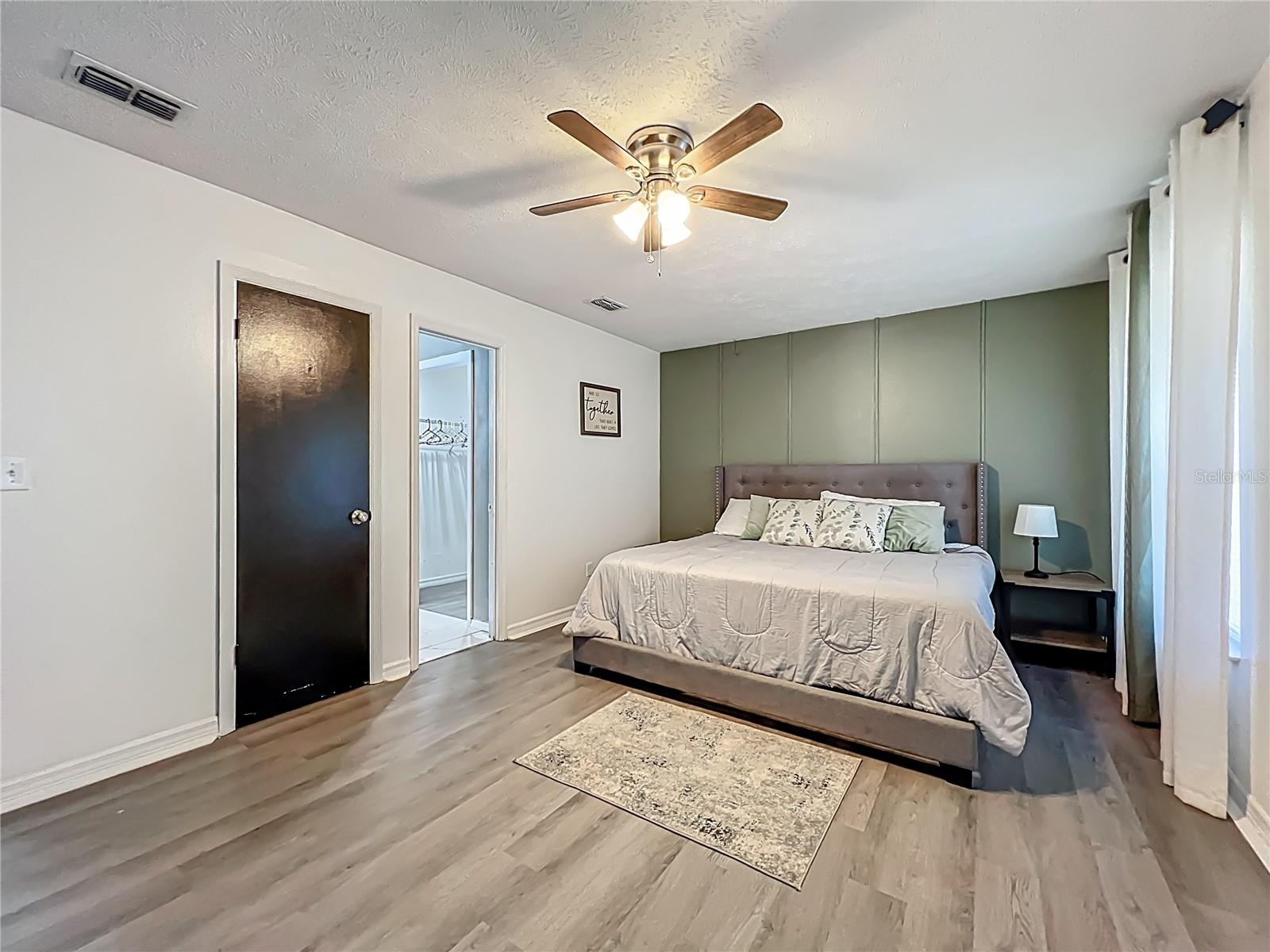 Image 33 of 64 For 5010 5th Place