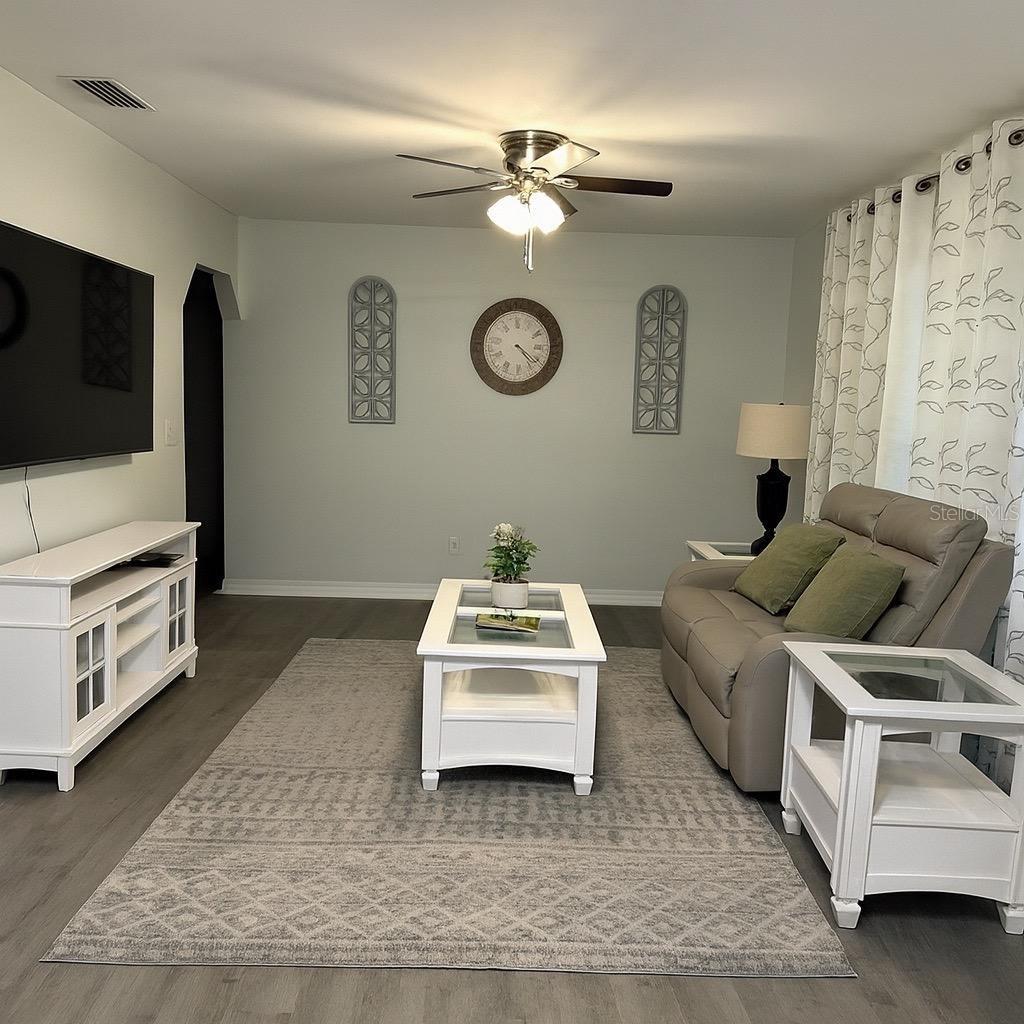 Image 4 of 64 For 5010 5th Place