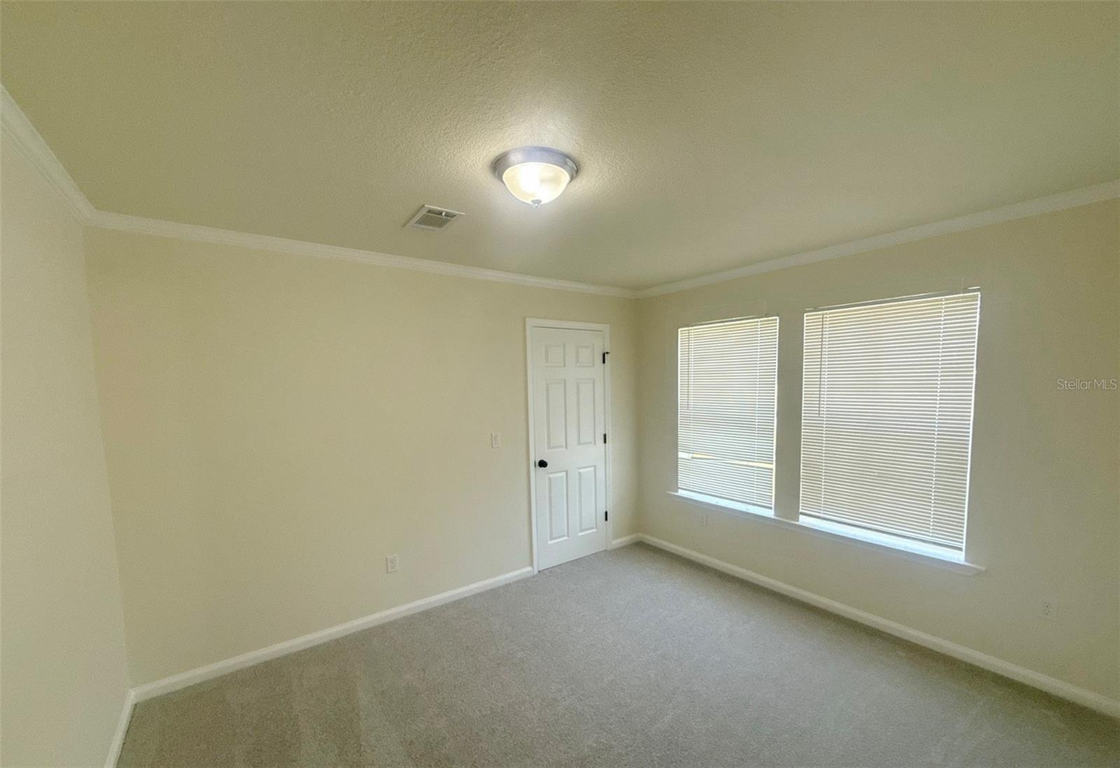 Image 11 of 17 For 202 Gibson Street