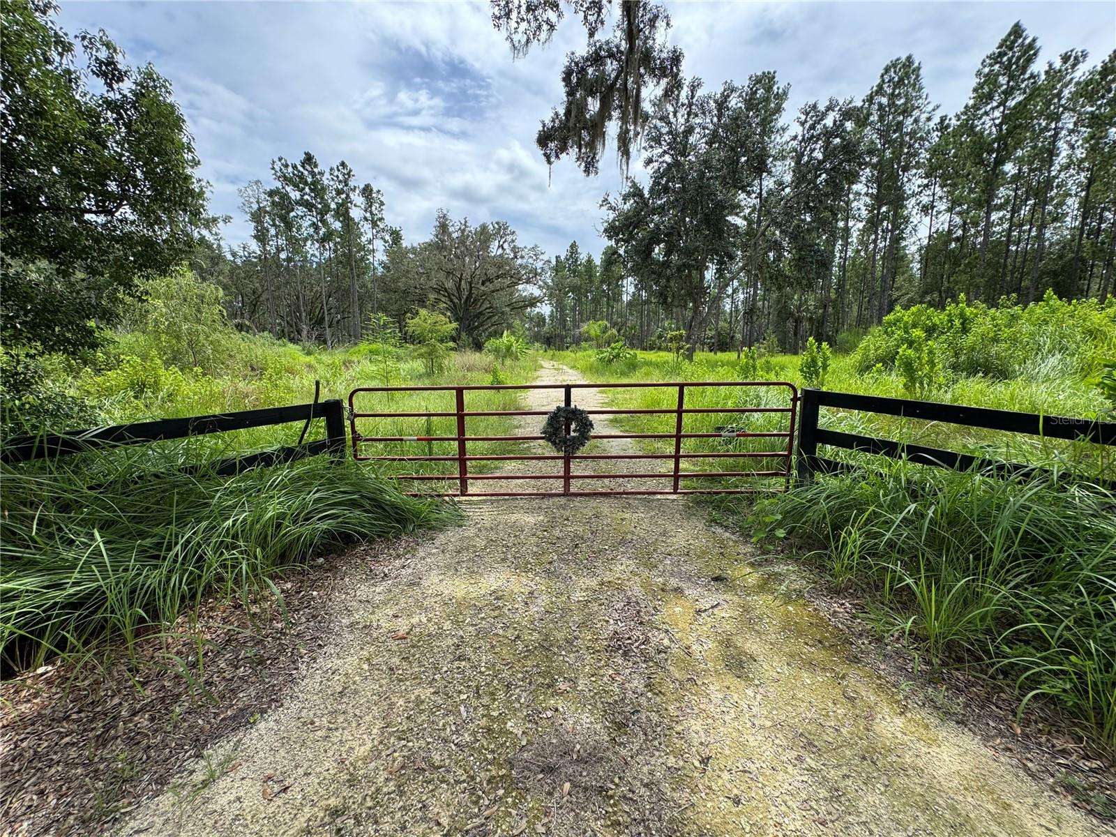 Image 8 of 28 For 9600 90th Street Road
