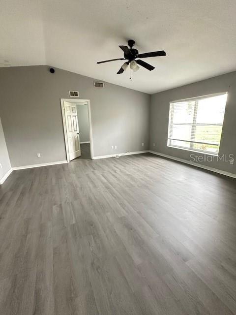 Image 4 of 13 For 5140 159th Street