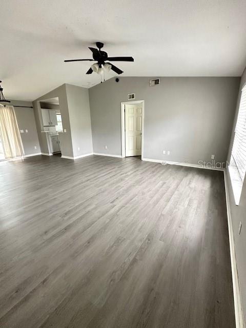 Image 7 of 13 For 5140 159th Street