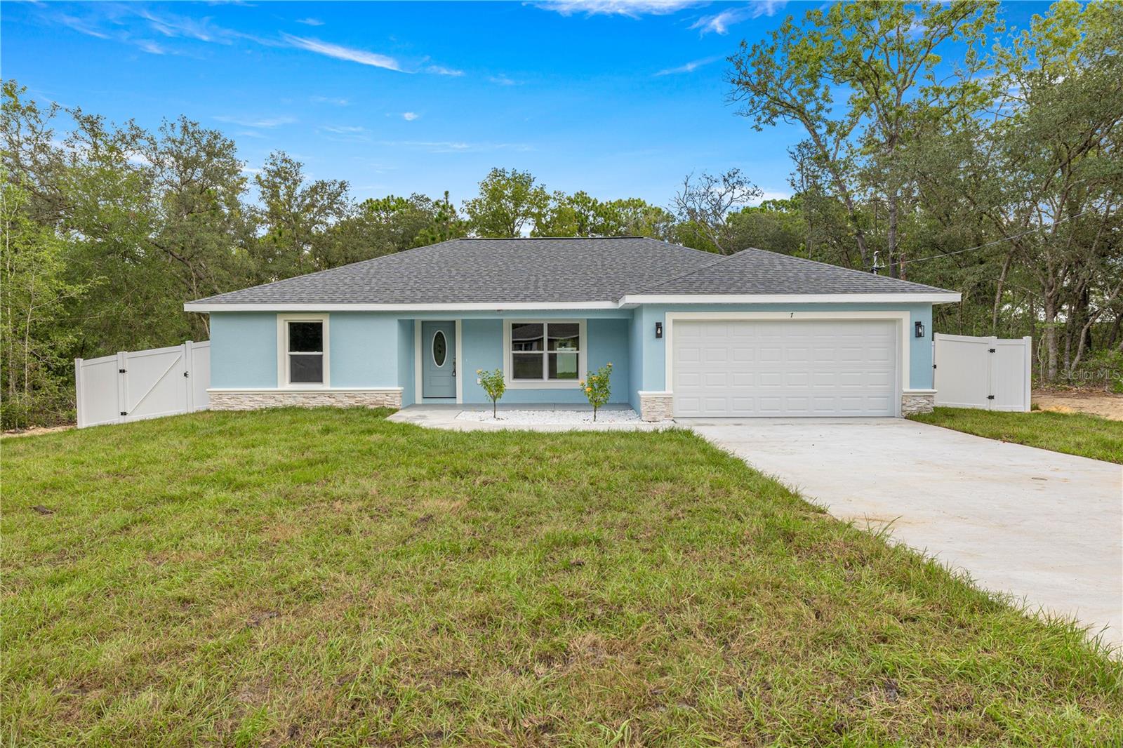 Details for 7 Guava Place Pass, OCKLAWAHA, FL 32179