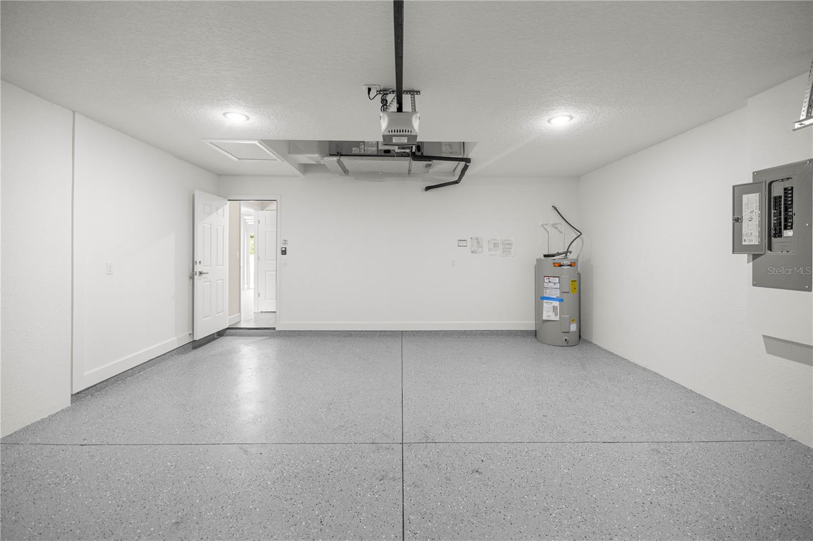 Image 25 of 32 For 7 Guava Place Pass