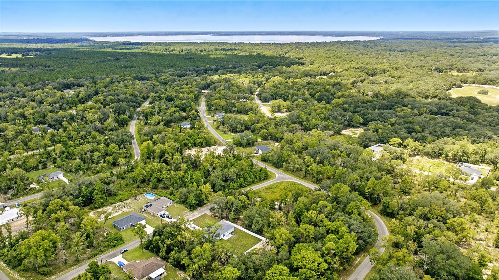 Image 31 of 32 For 7 Guava Place Pass