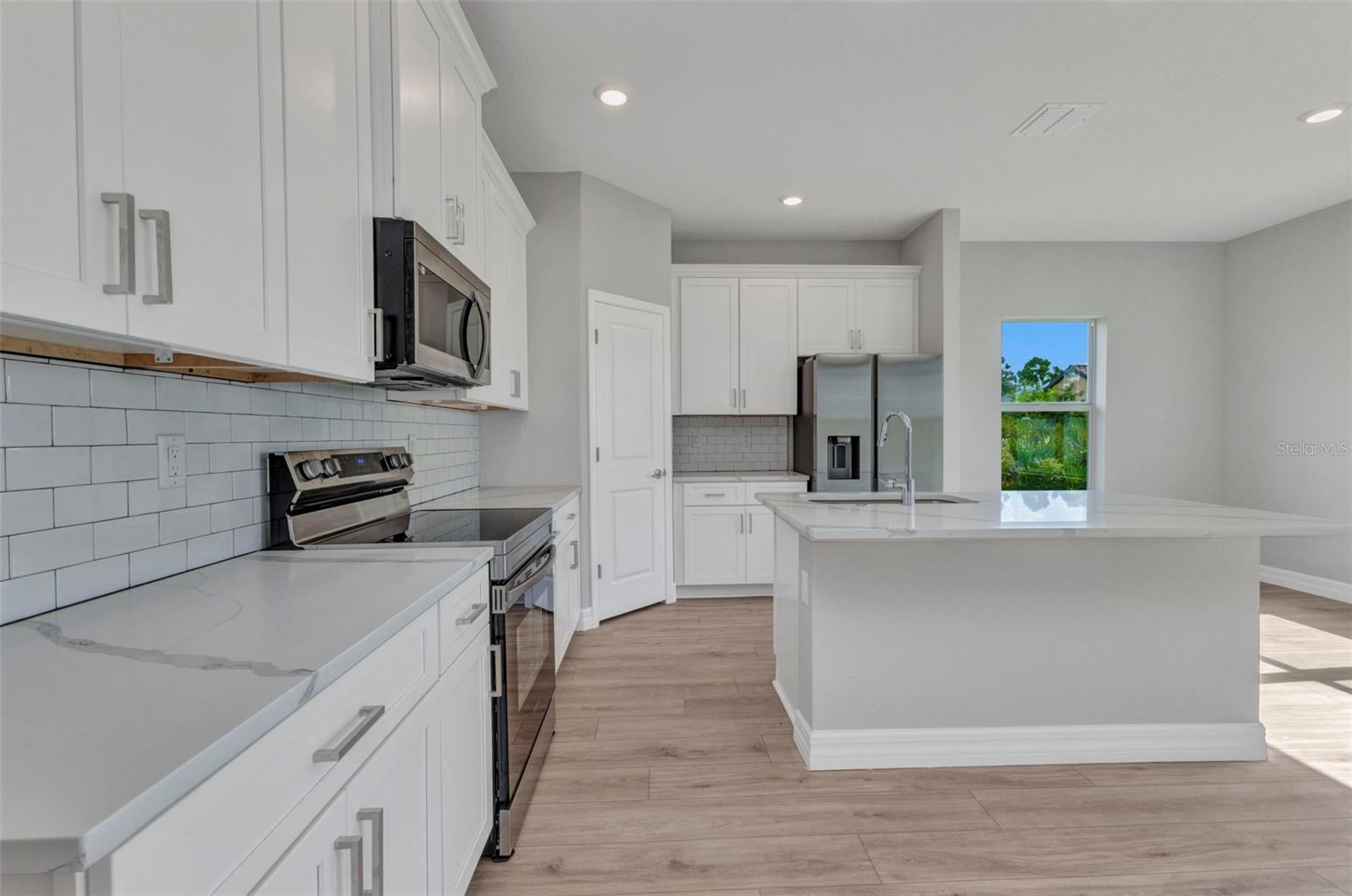 Image 42 of 68 For 134 Green Oak Park