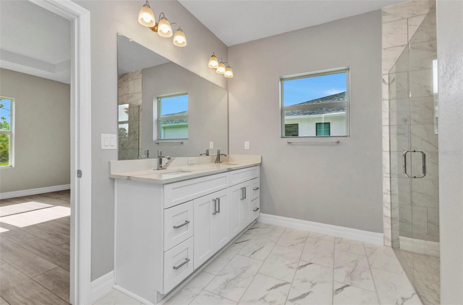 Image 61 of 68 For 134 Green Oak Park