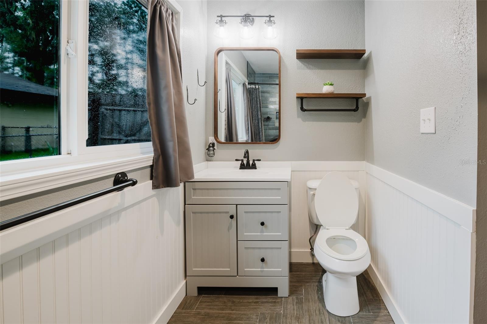 Image 11 of 33 For 410 41st Avenue