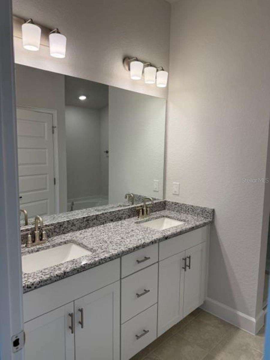 Image 16 of 23 For 2170 23rd Loop