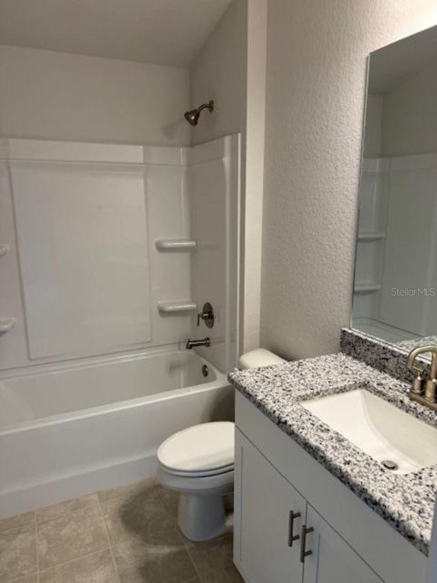 Image 2 of 23 For 2170 23rd Loop