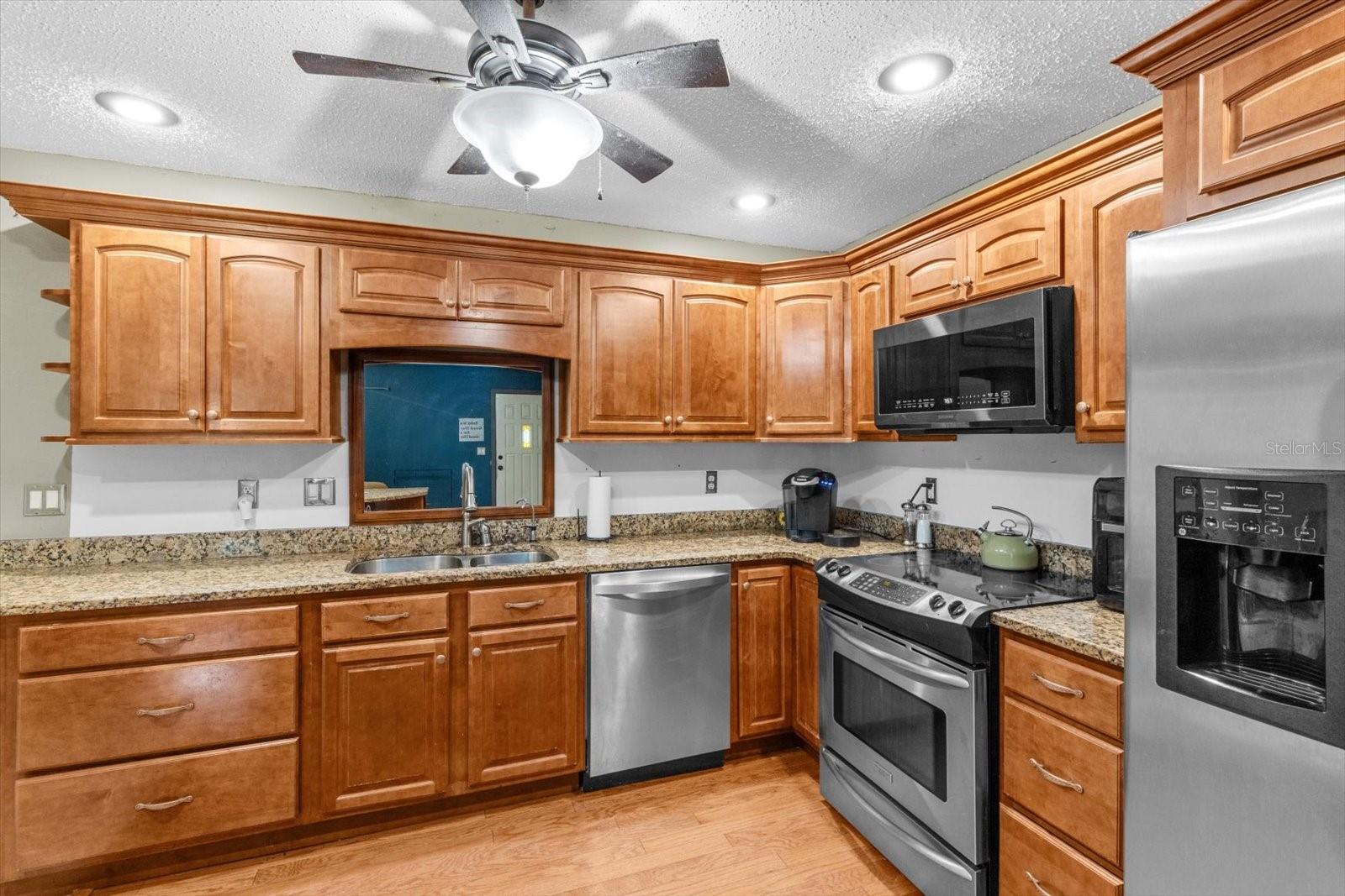 Image 10 of 34 For 7131 Green Acres Street
